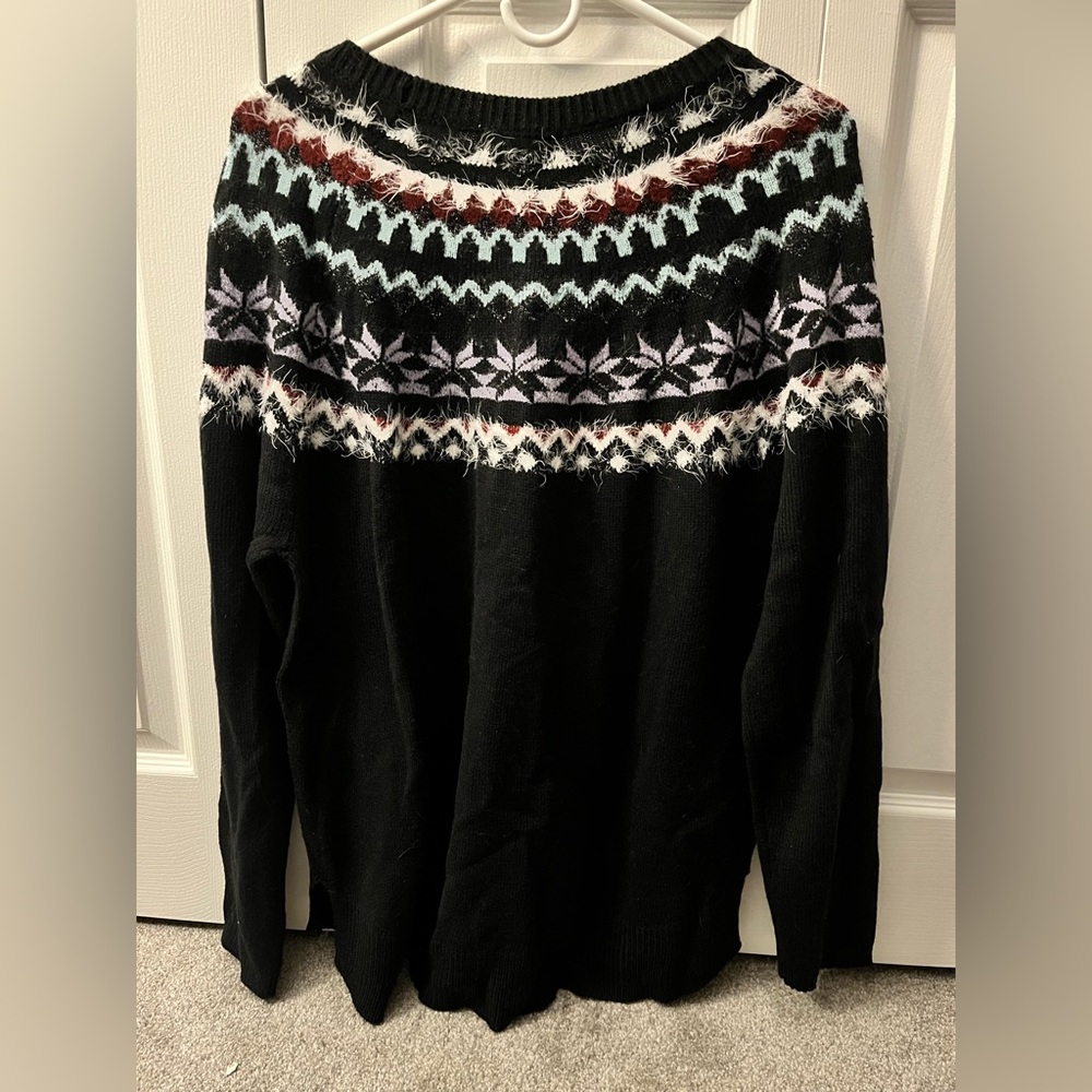 Eddie Bauer L/G Black Sweater